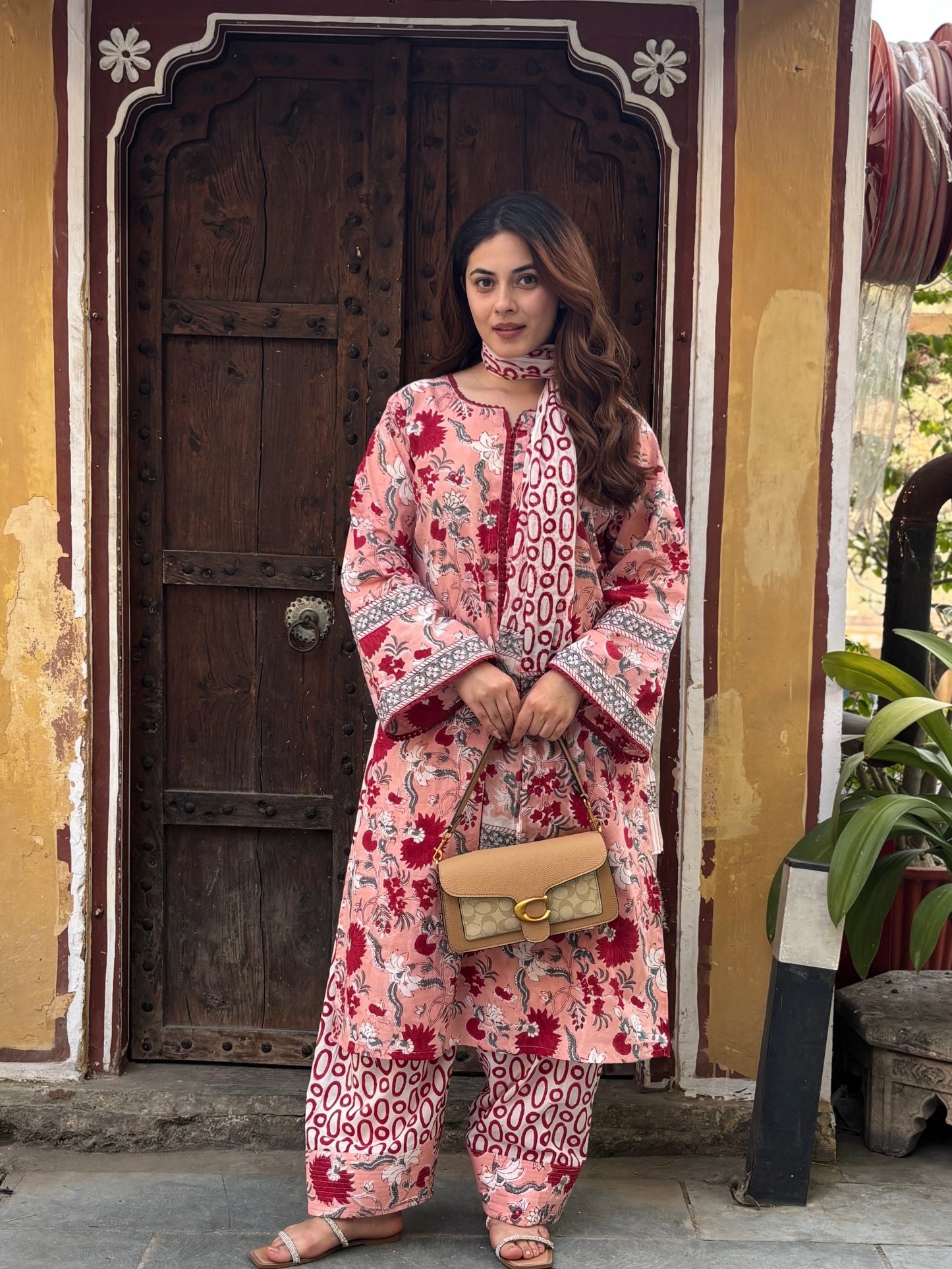 Anshika Farshi salwar suit set
