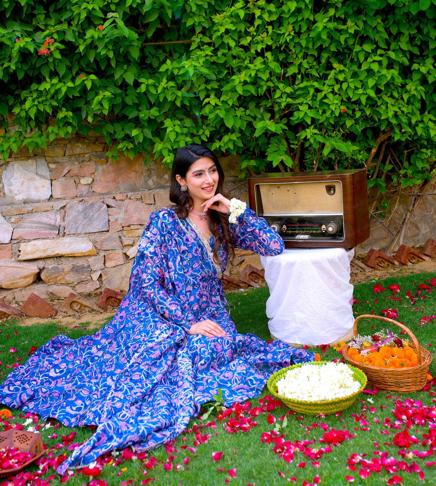 Aabru Angrakha Anarkali Set