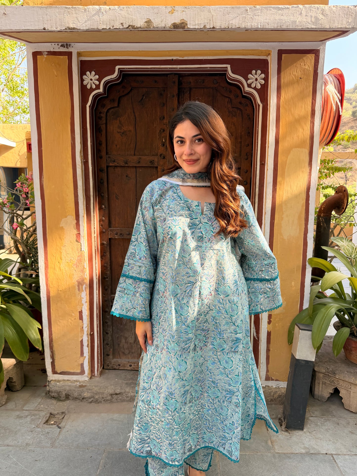 Ifra suit set
