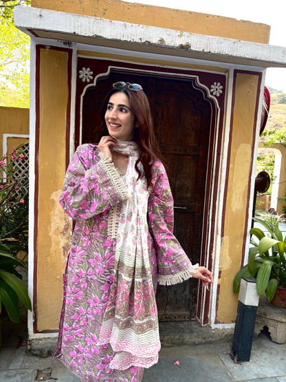 qaynat pink long suit set