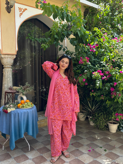 Hairat Pink Farshi Set