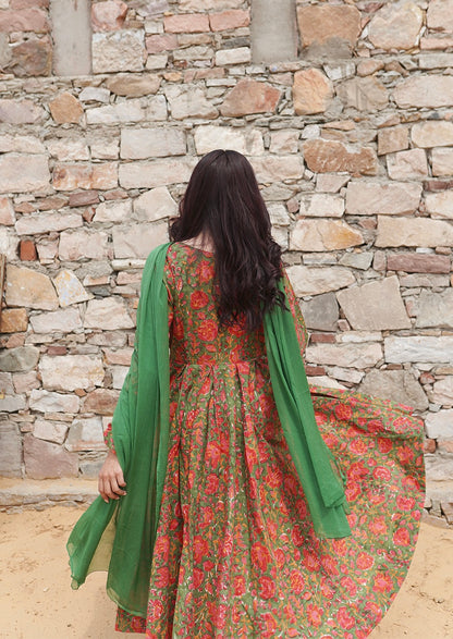 Rang-e-riwayat Anarkali set