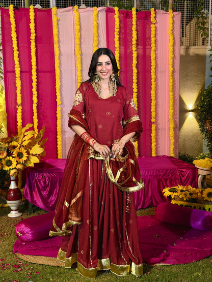 Baisaa maroon lehenga set