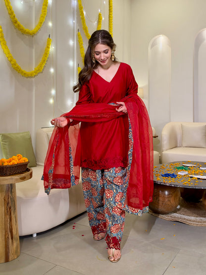 Neer red blue farshi set