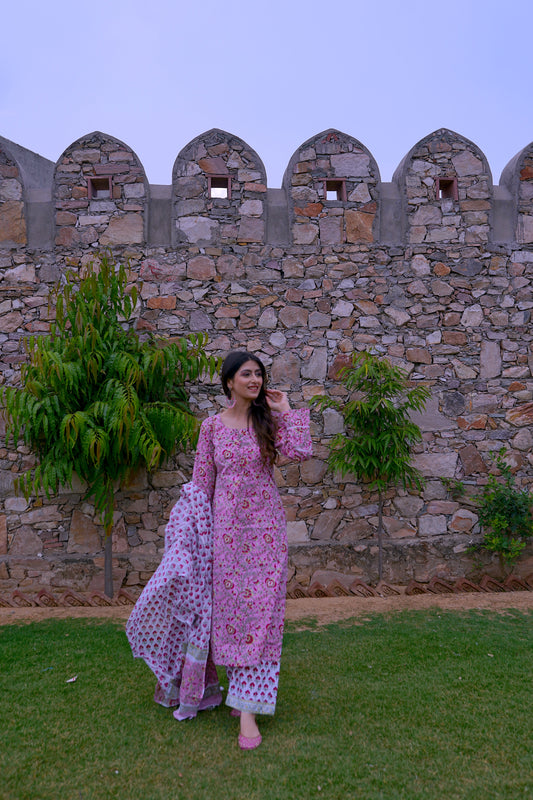 Rosalia Suit Set