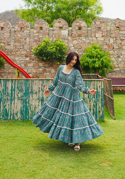 Rosa Veil Dress