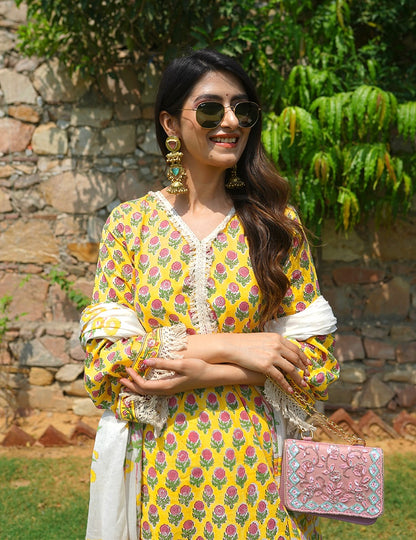 Qaynat Yellow suit set