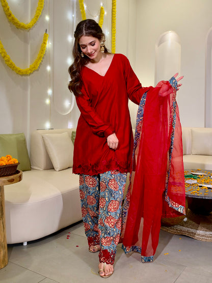 Neer red blue farshi set