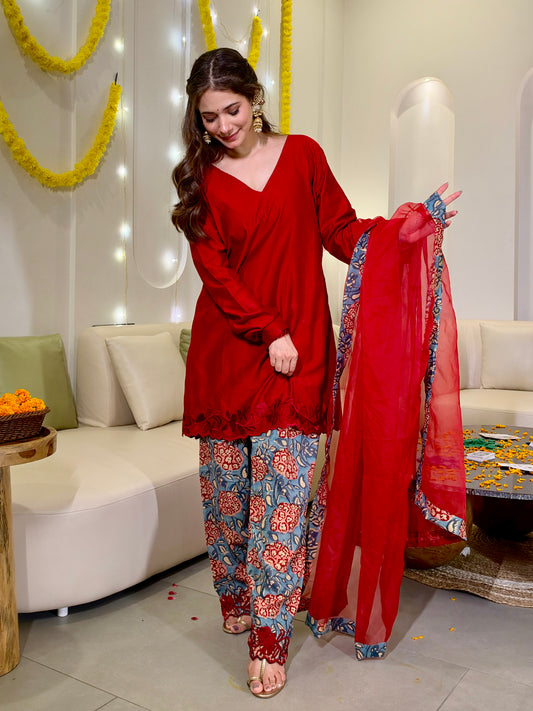 Neer red blue farshi set