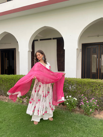 Pink Mughal boota anarkali