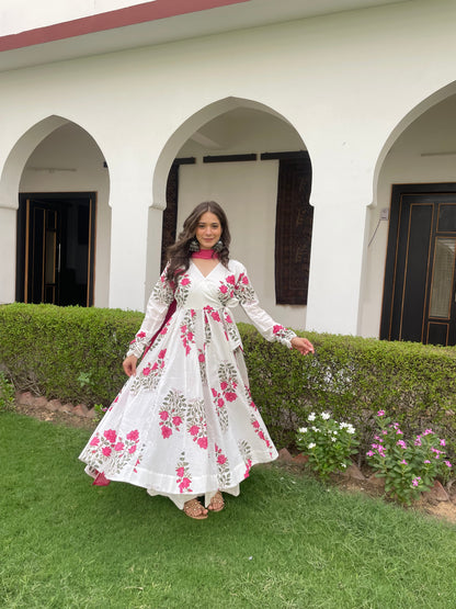 Pink Mughal boota anarkali