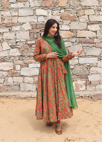 Rang-e-riwayat Anarkali set
