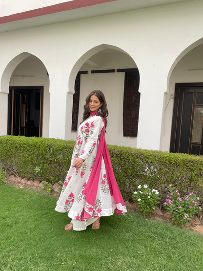Pink Mughal boota anarkali