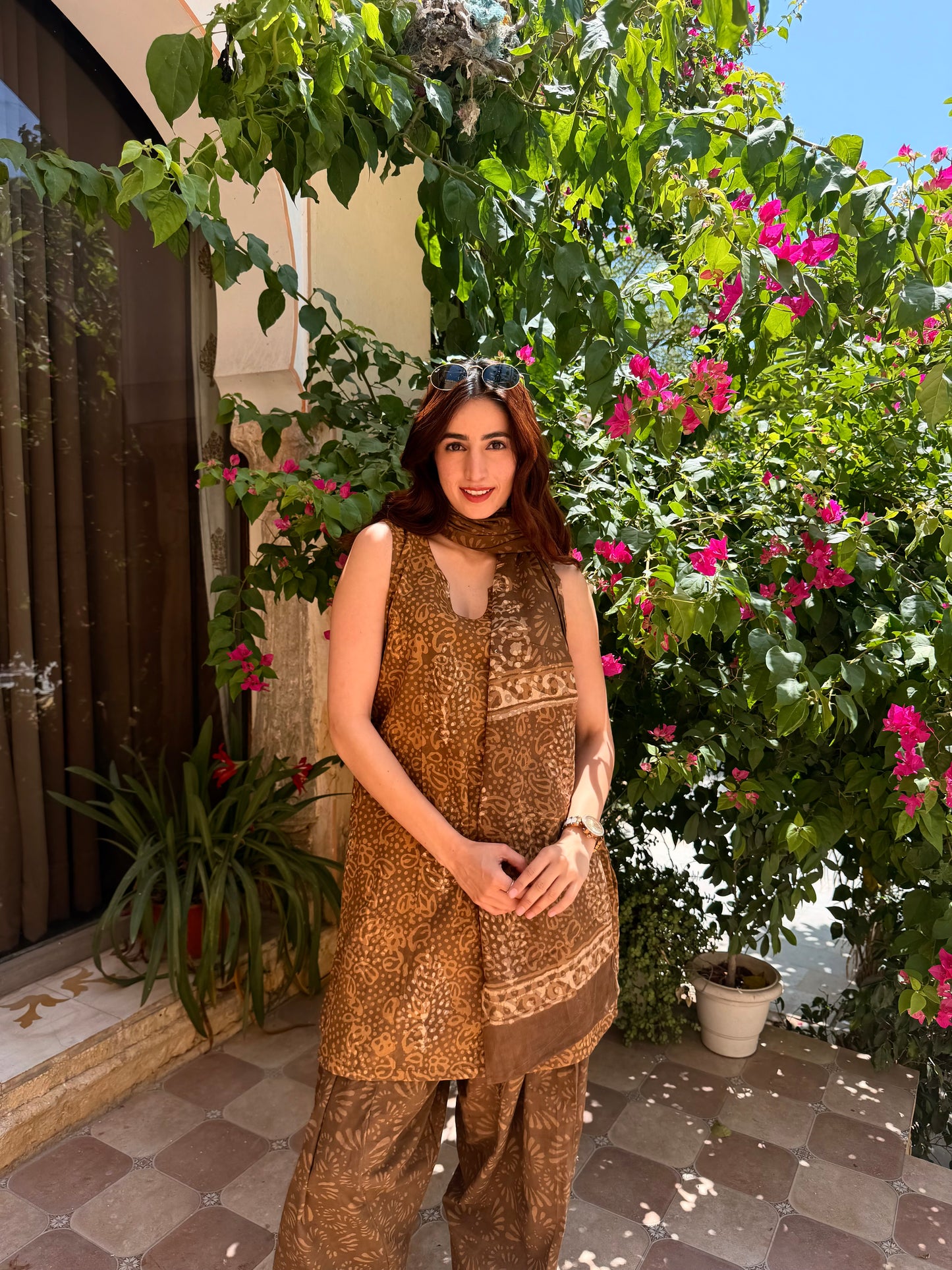 shreya farshi set