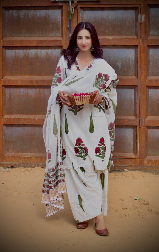 Baageecha Farsi Salwar Ensemble