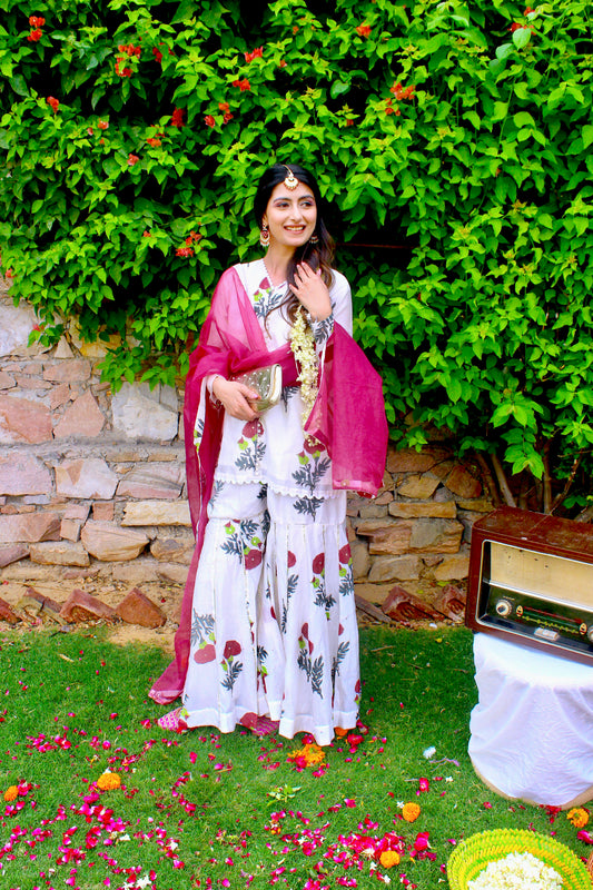 Mehek Garara Set