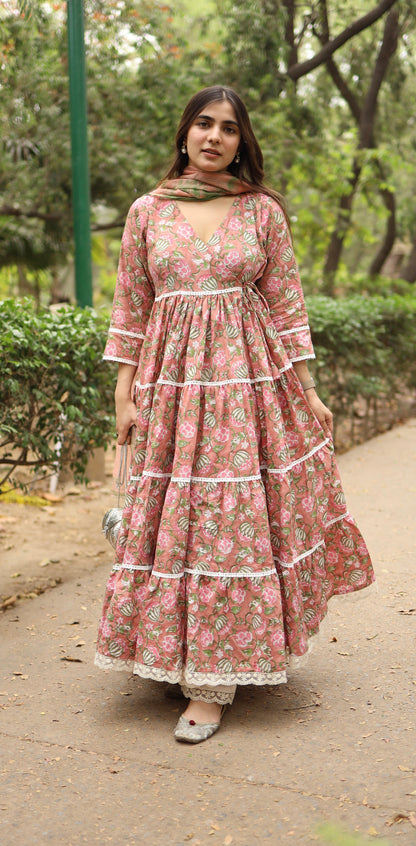 Shaheen anarakali set