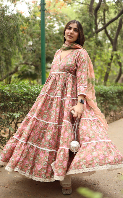 Shaheen anarakali set