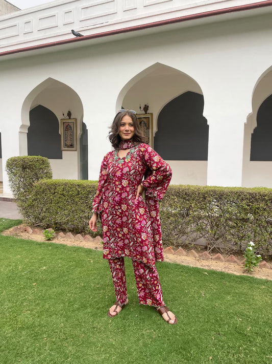 Royal Rubina Cord Set